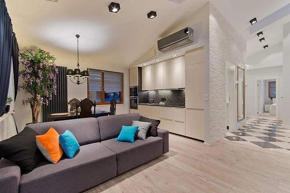 Strand Apartments location